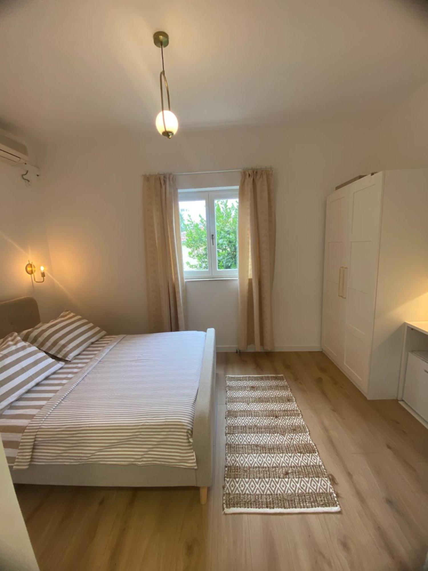 Rooms Josip Макарска Стая снимка