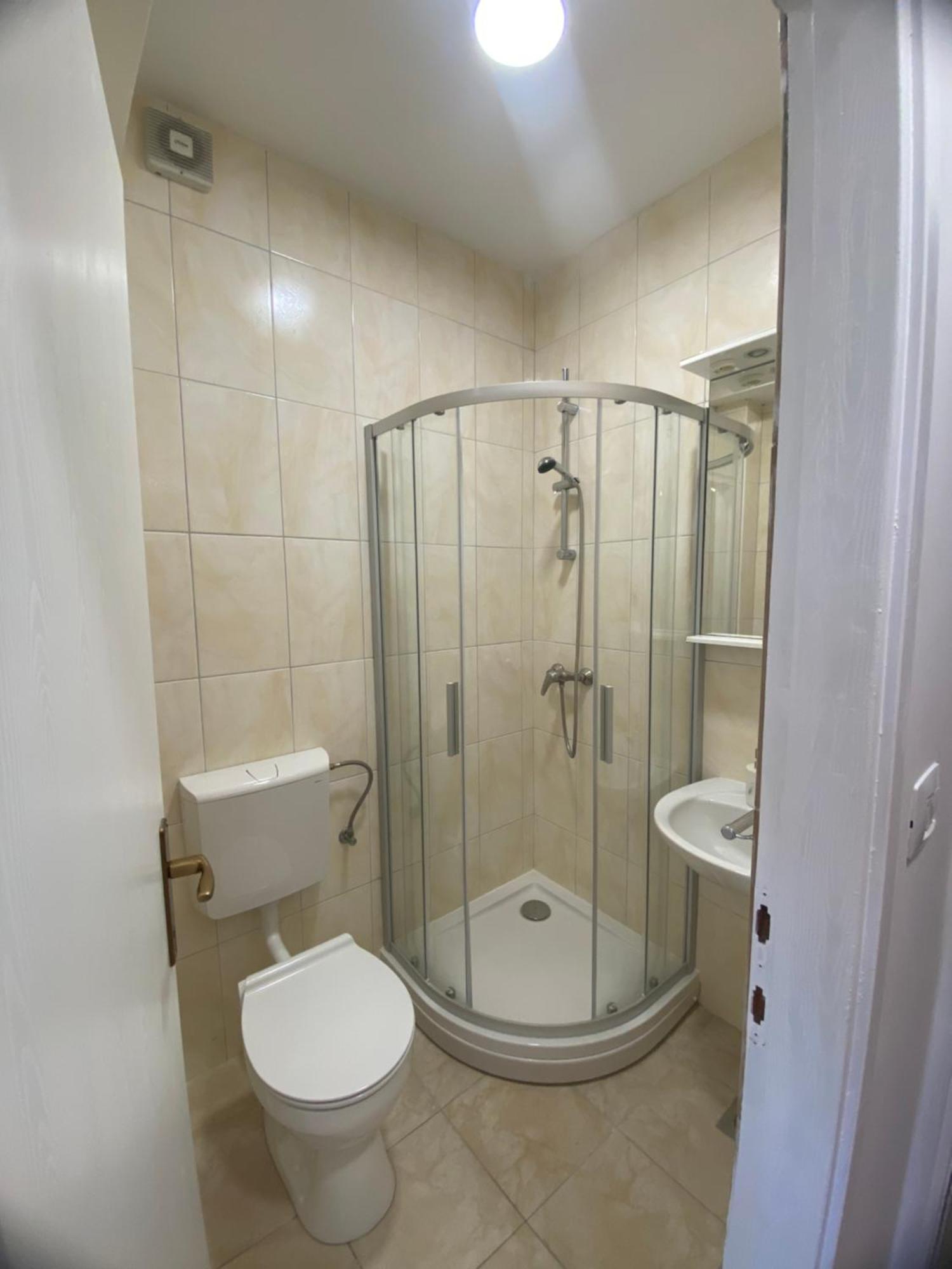 Rooms Josip Макарска Стая снимка